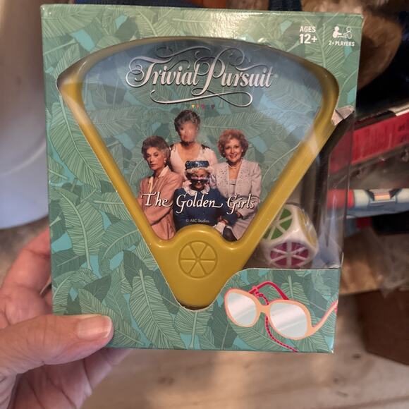 Trivial Pursuit - The Golden Girls - Themed Trivia Pursuit Game - abc - Hasbro - Picture 1 of 1